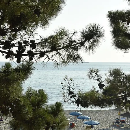 Daniele 호텔 Durrës