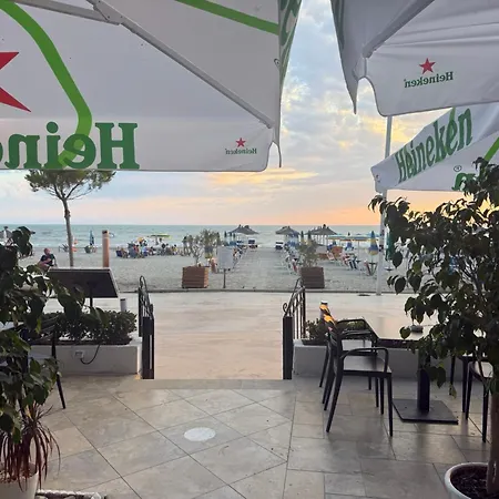 Daniele 호텔 Durrës