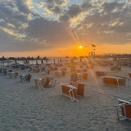 Priam 3* Durrës