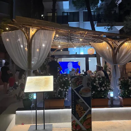 Priam 3* Durrës