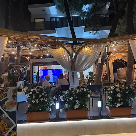 Priam 3* Durrës