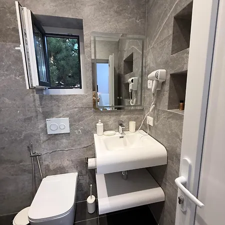 Priam 3* Durrës