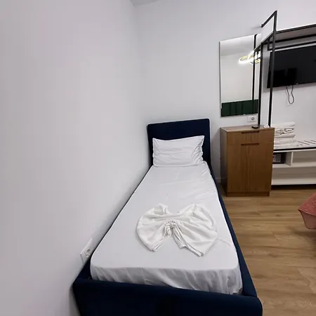 Priam 3* Durrës