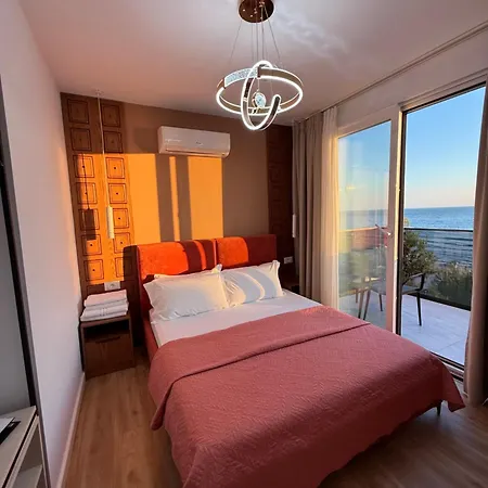 Priam Hotel